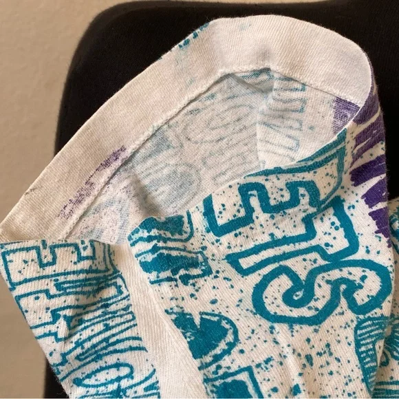 vtg Charlotte Hornets AOP Single Stitch Tee